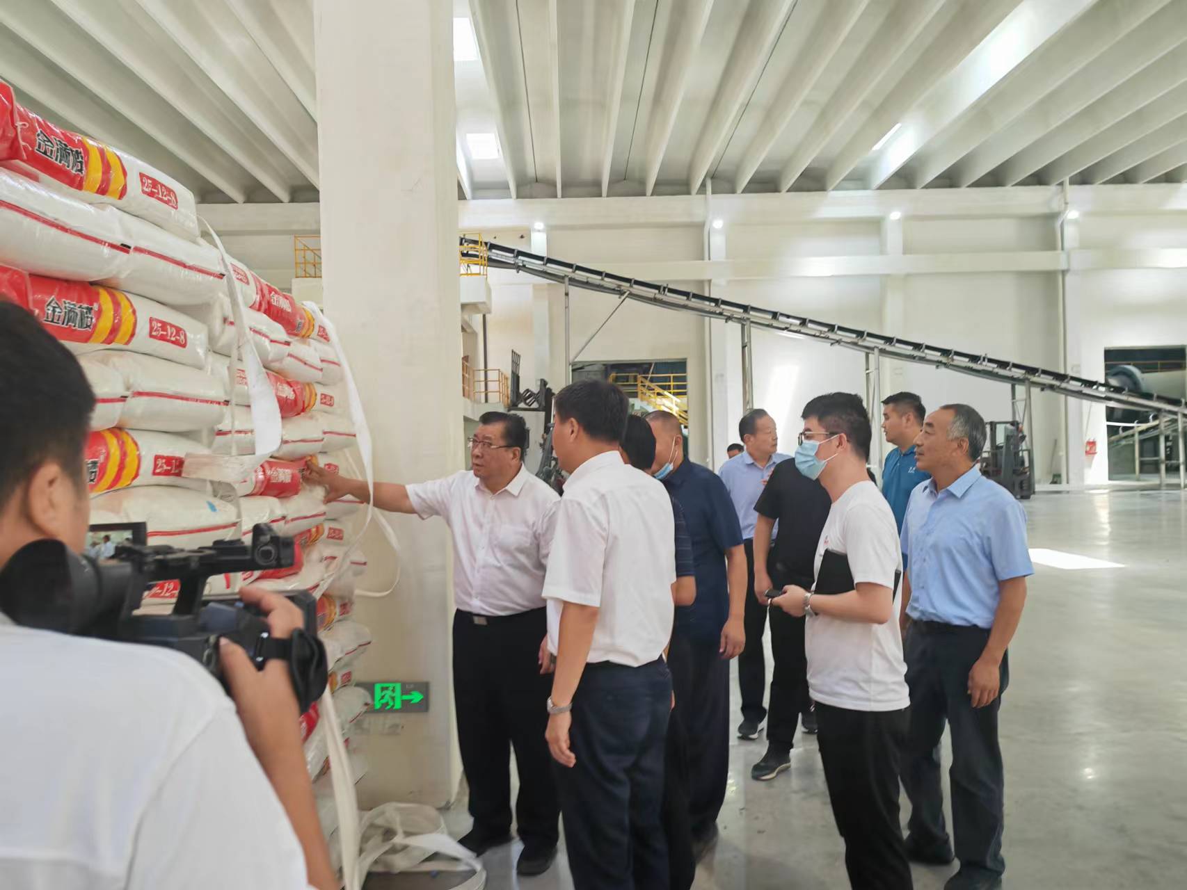 市委書記杜延安一行赴瑞虎肥業調研指導
